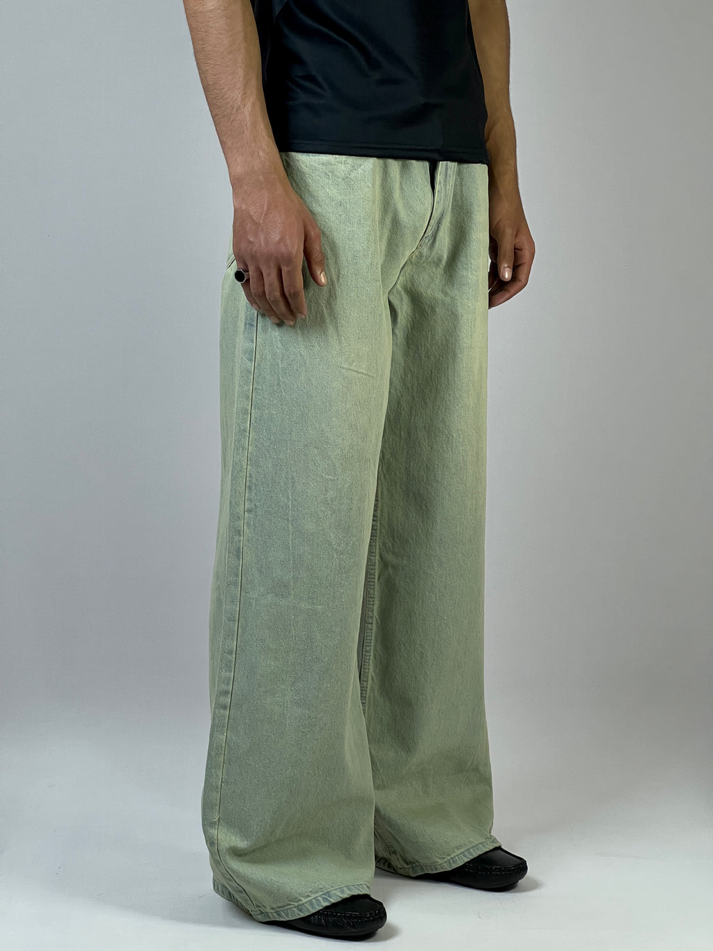 Green tint baggy