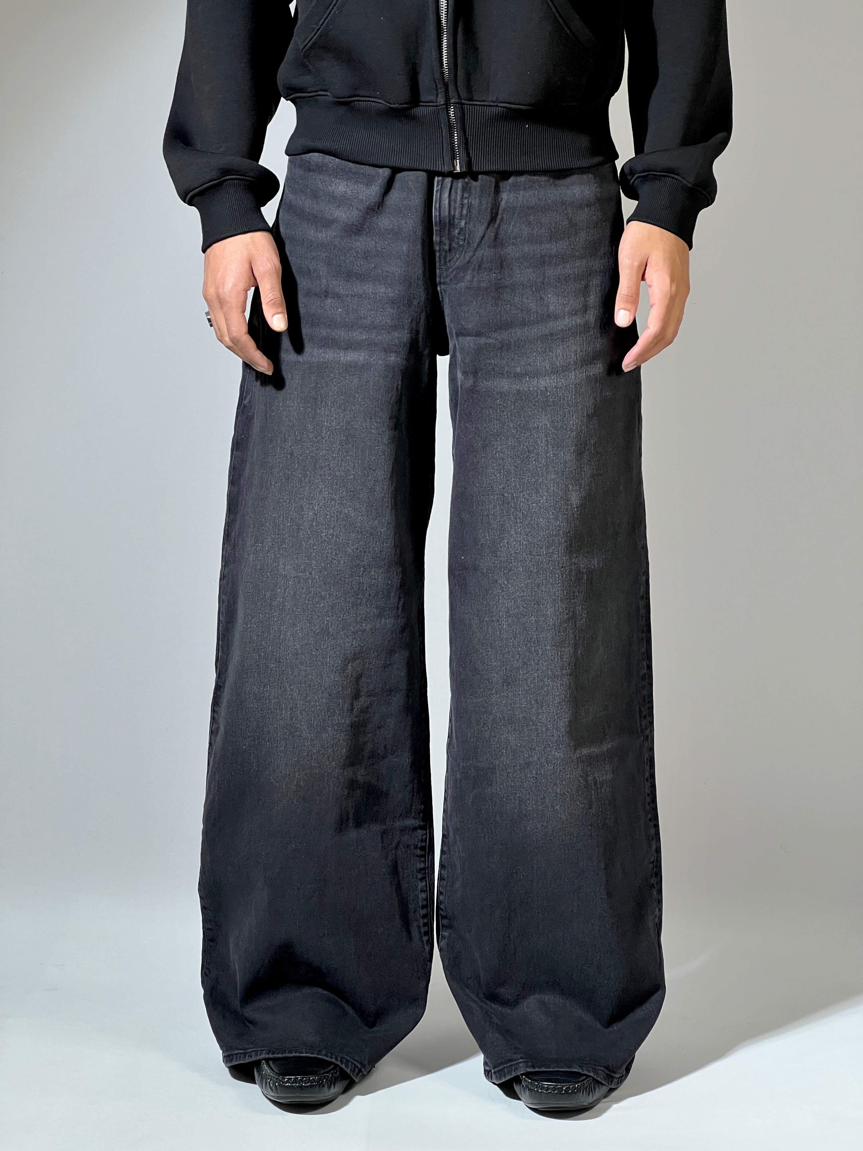 Core black baggy