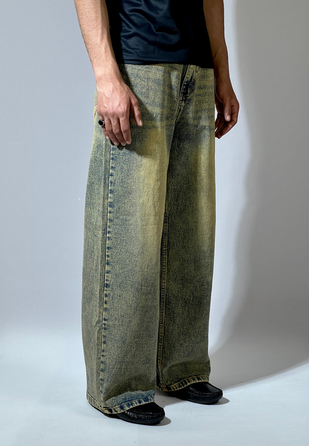 Vintage yellow baggy
