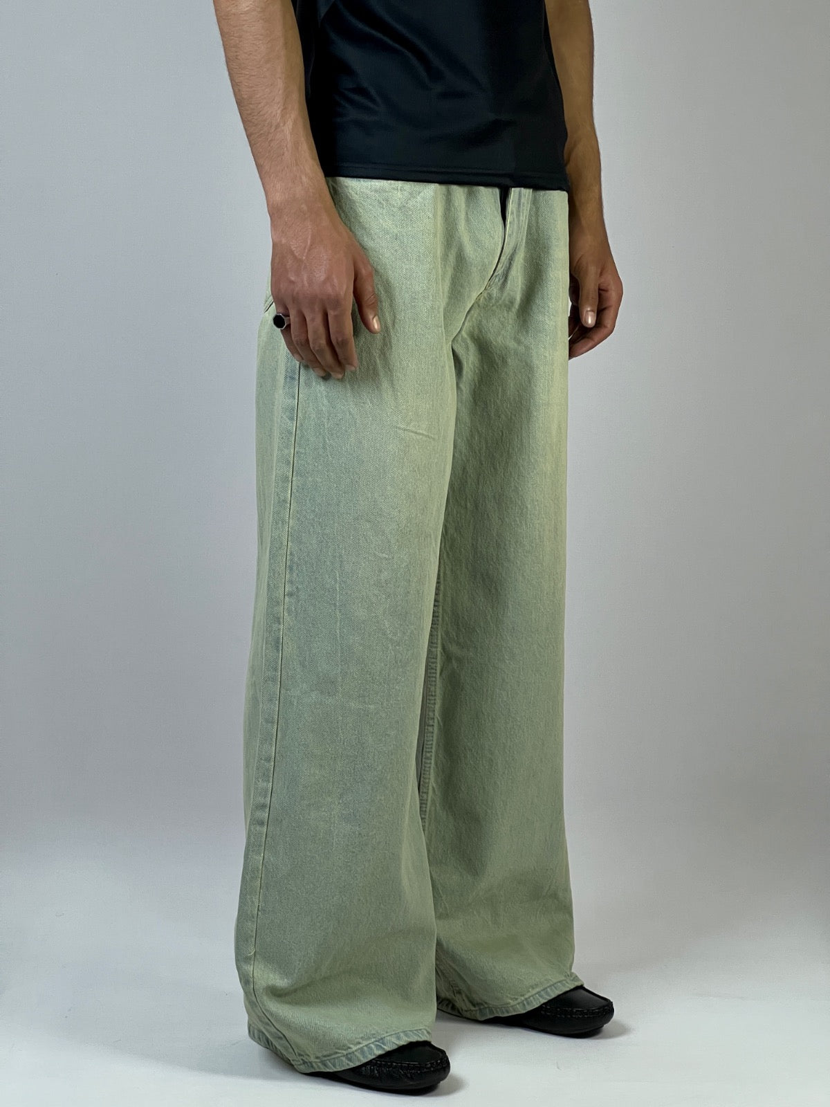 Green tint baggy
