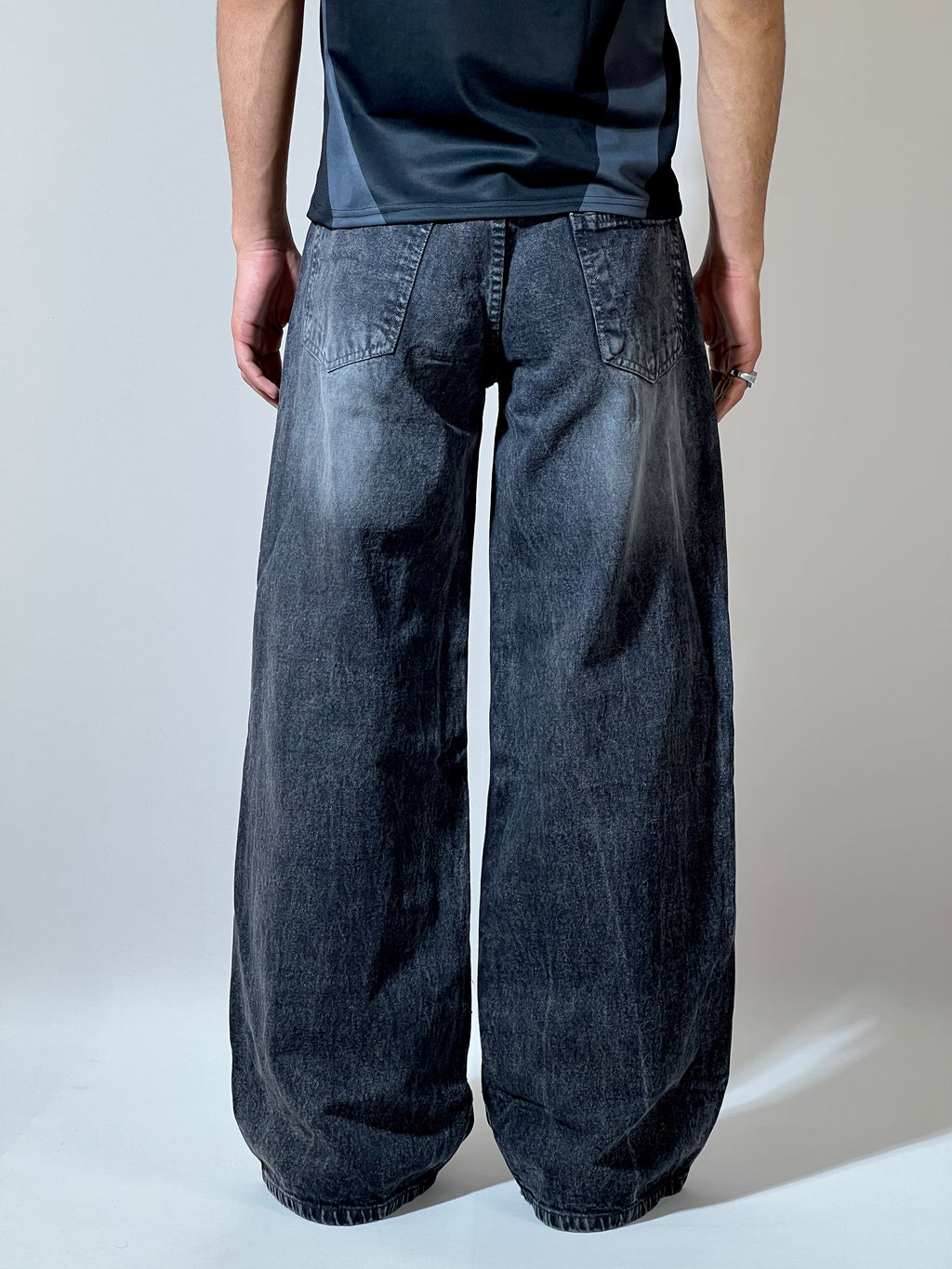 Shadow black baggy
