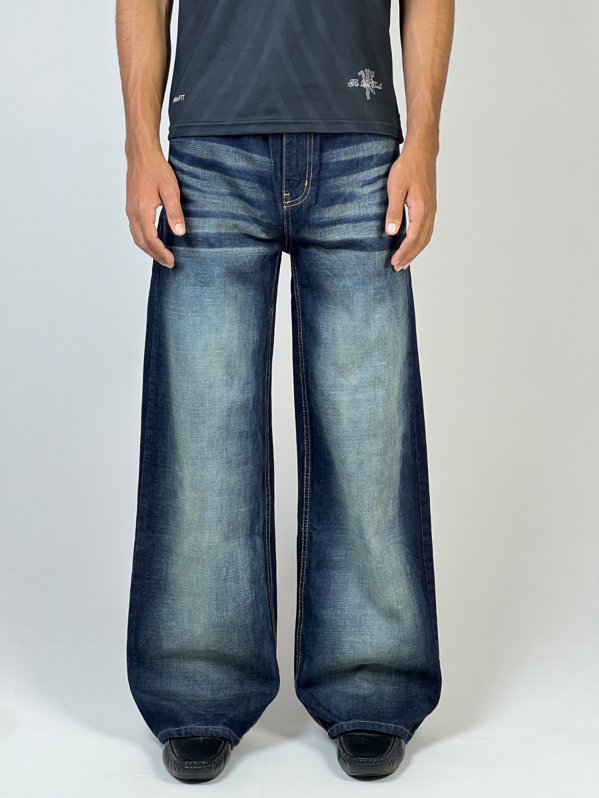 Retro blue baggy