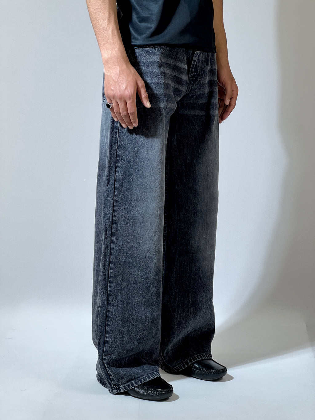 Shadow black baggy
