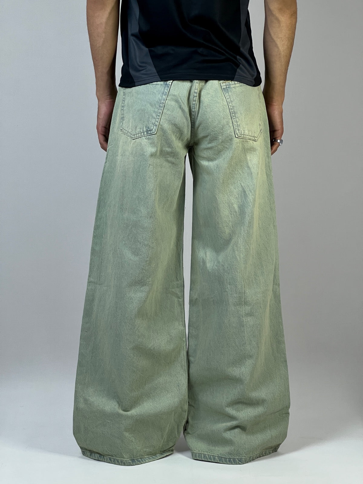 Green tint baggy