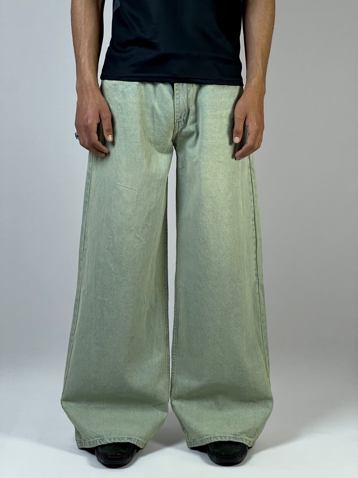 Green tint baggy